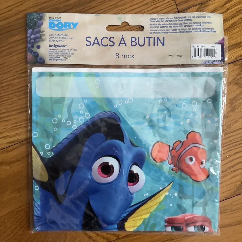 Amscan disney finding